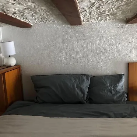 Studio Calme En Plein Coeur De Apartament
